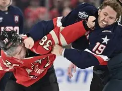 九游体育-意甲赛场上球员发生了一场激烈的肢体冲突对吗